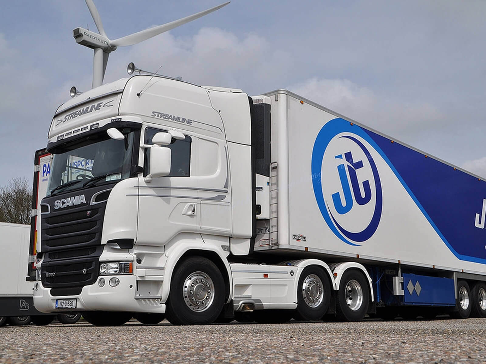 Jones International Transport